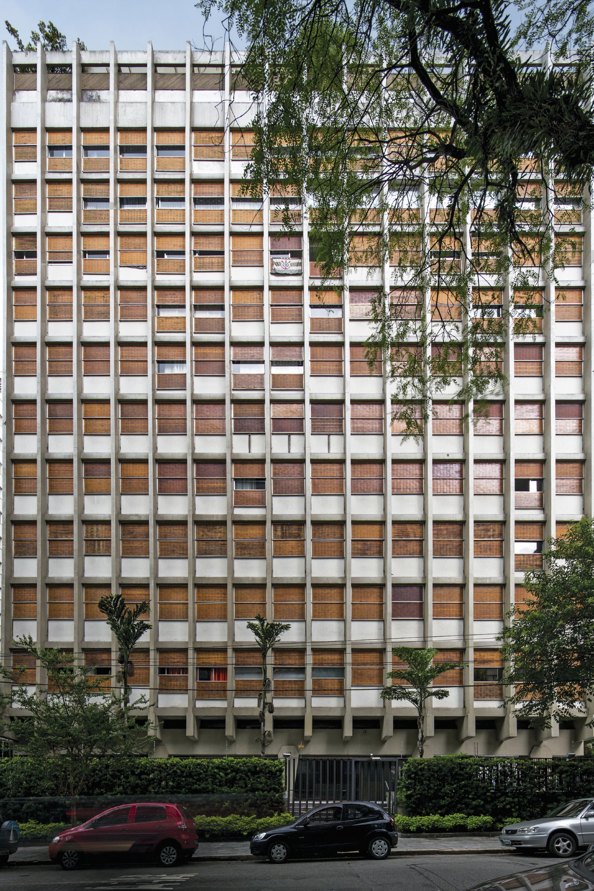 Edifício Hildebrando de Almeida Prado. Fotografia de Leonardo Finotti